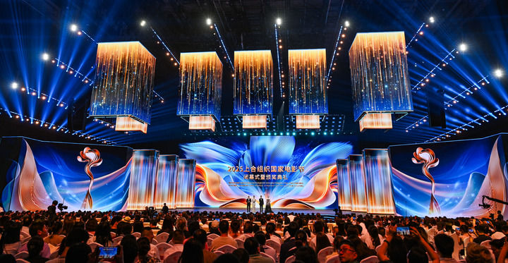 共同奔赴美好未来——中国携手上合伙伴汇聚和平发展力量