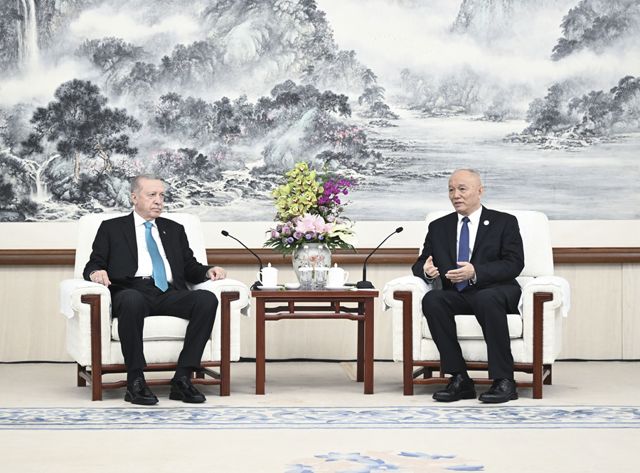 上合组织天津峰会丨蔡奇会见土耳其总统埃尔多安