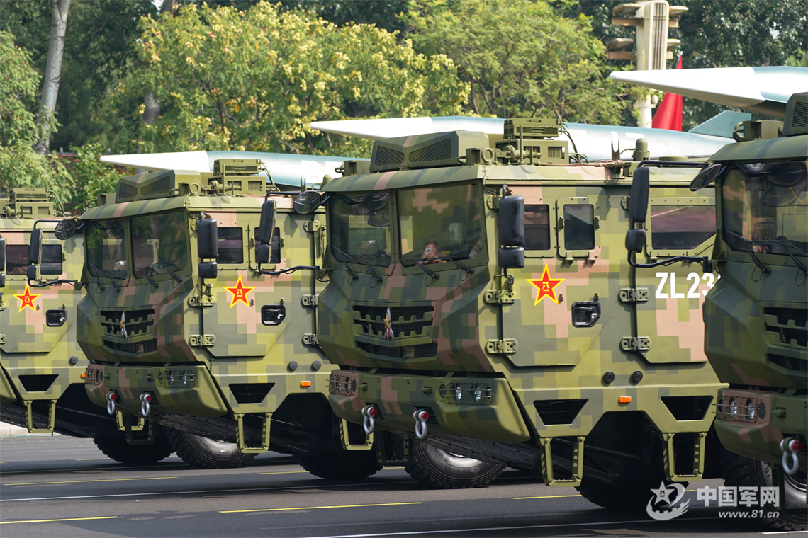 我在阅兵现场｜近距离感受钢铁洪流的中国力量