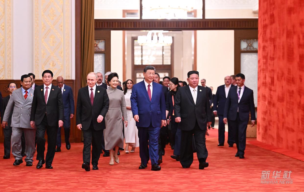 新华图讯｜纪念中国人民抗日战争暨世界反法西斯战争胜利80周年招待会在京隆重举行
