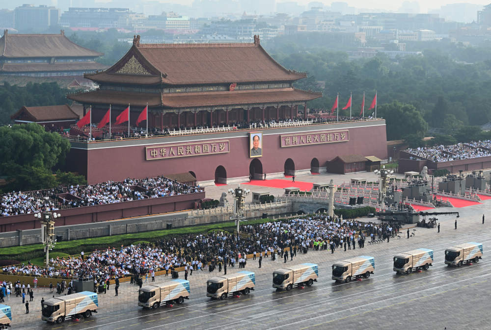 新华社出图 | 带你看胜利日大阅兵这一天！