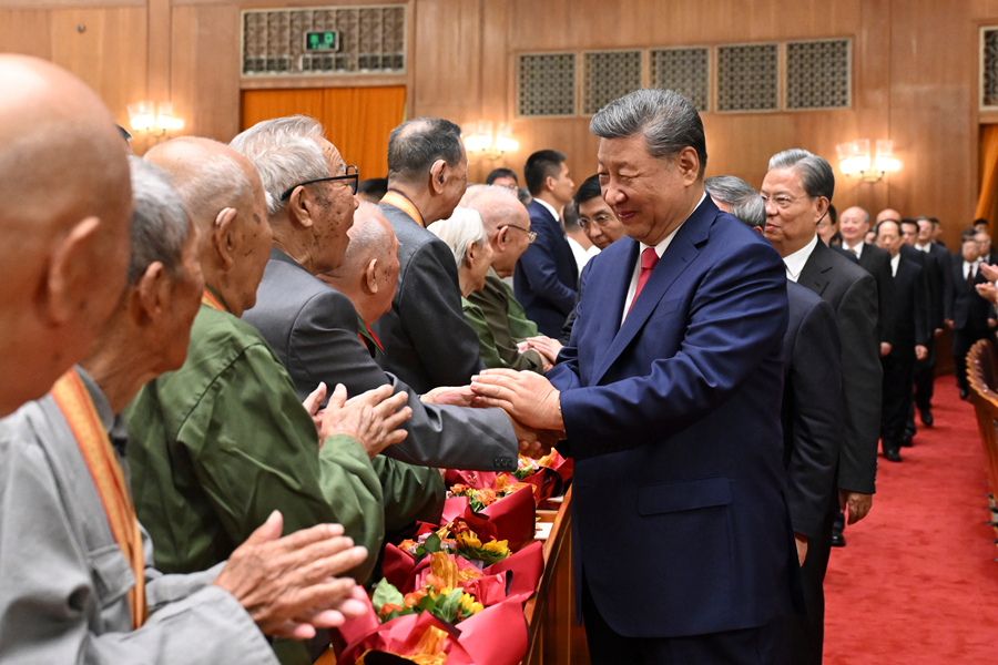 纪念中国人民抗日战争暨世界反法西斯战争胜利80周年文艺晚会《正义必胜》在京隆重举行