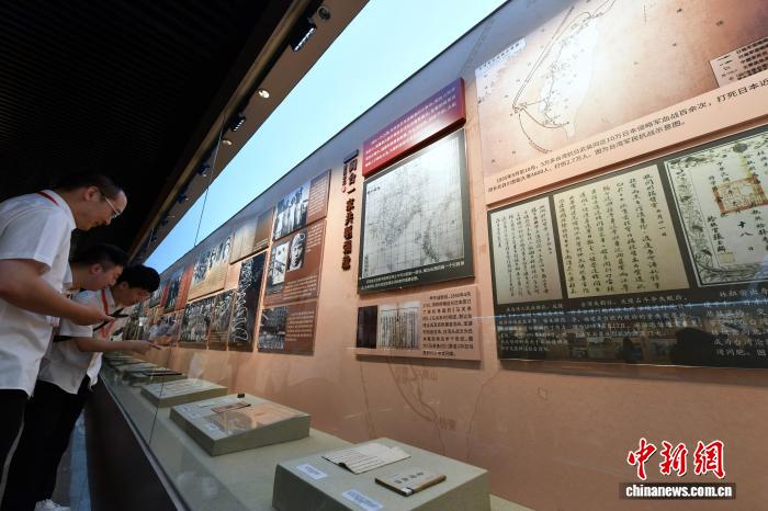 “伟大的胜利——福建省纪念中国人民抗日战争暨世界反法西斯战争胜利80周年主题展览”在福州开展