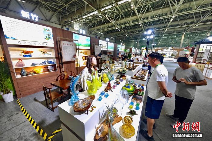 第四届福州茶叶交易会启幕 台企踊跃参展