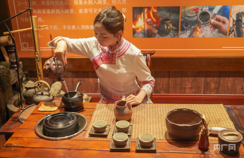 活力中国调研行｜从 “卖茶叶” 到 “卖体验” 一片绿叶的增值之道