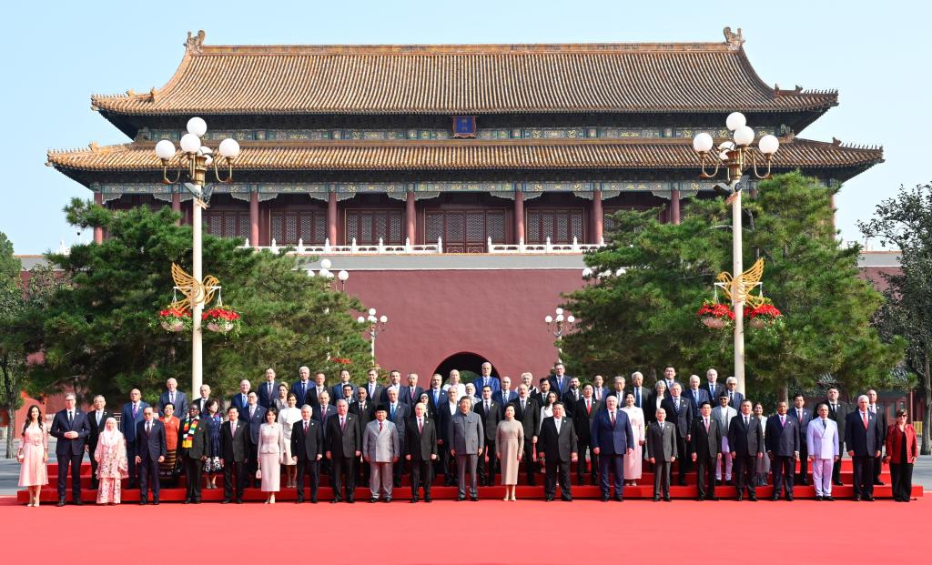 第一观察丨胜利纪念日外交，向世界传递信心和力量__新华网