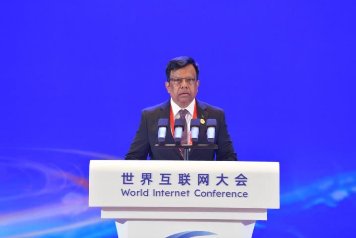 穆罕默德·纳兹穆尔·伊斯兰：数据开放并不意味着“放任”