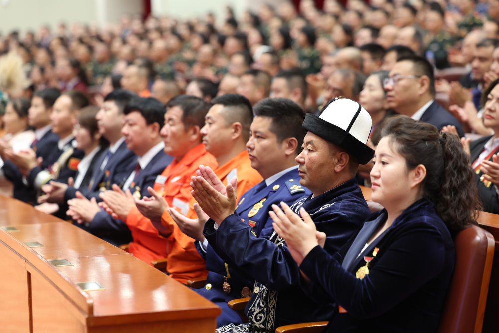 同心襄盛举 勠力谱新篇