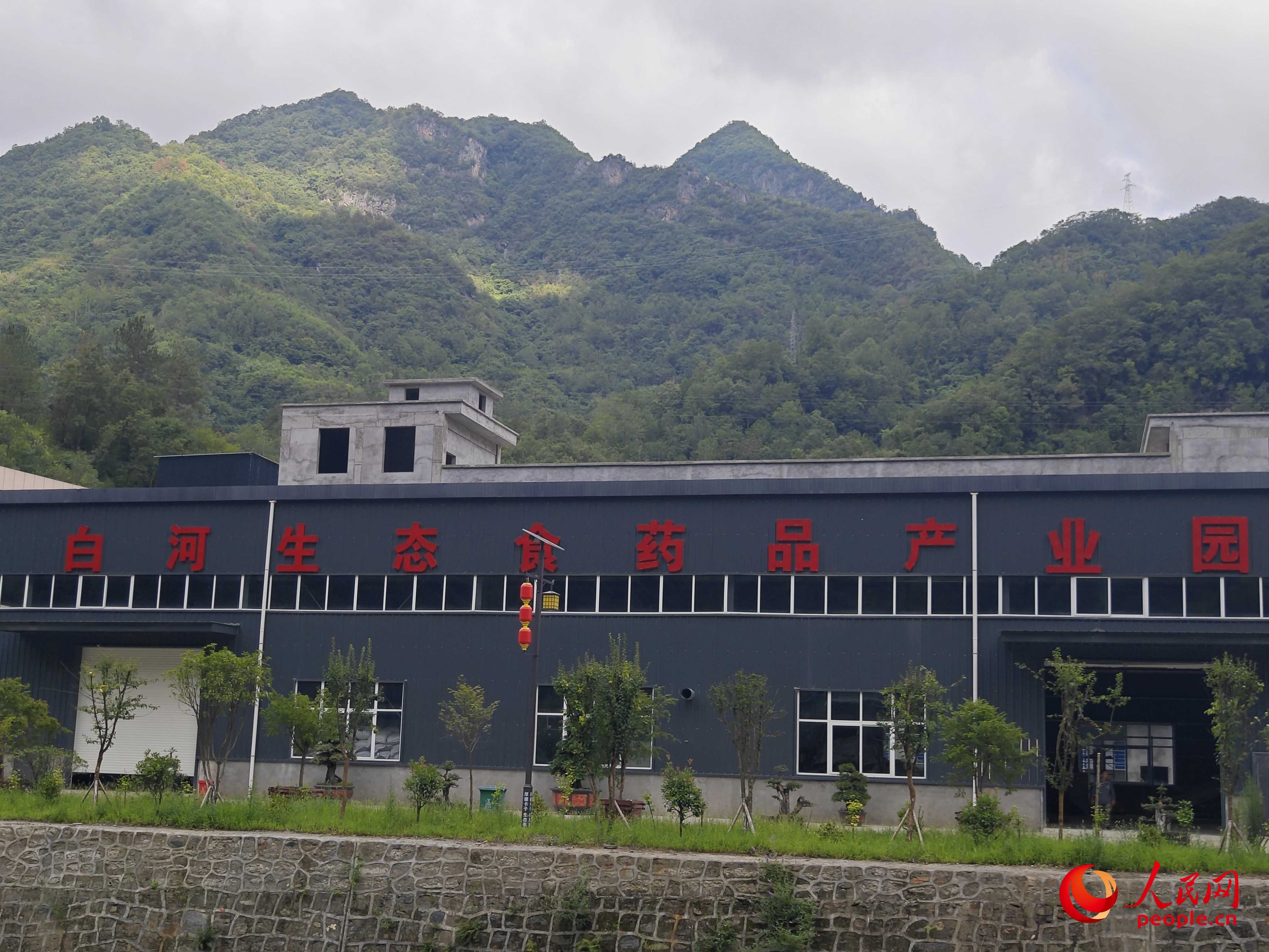 白河，可以拿出来晒了