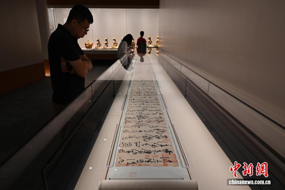 “百年守护——从紫禁城到故宫博物院”展在北京故宫博物院展出