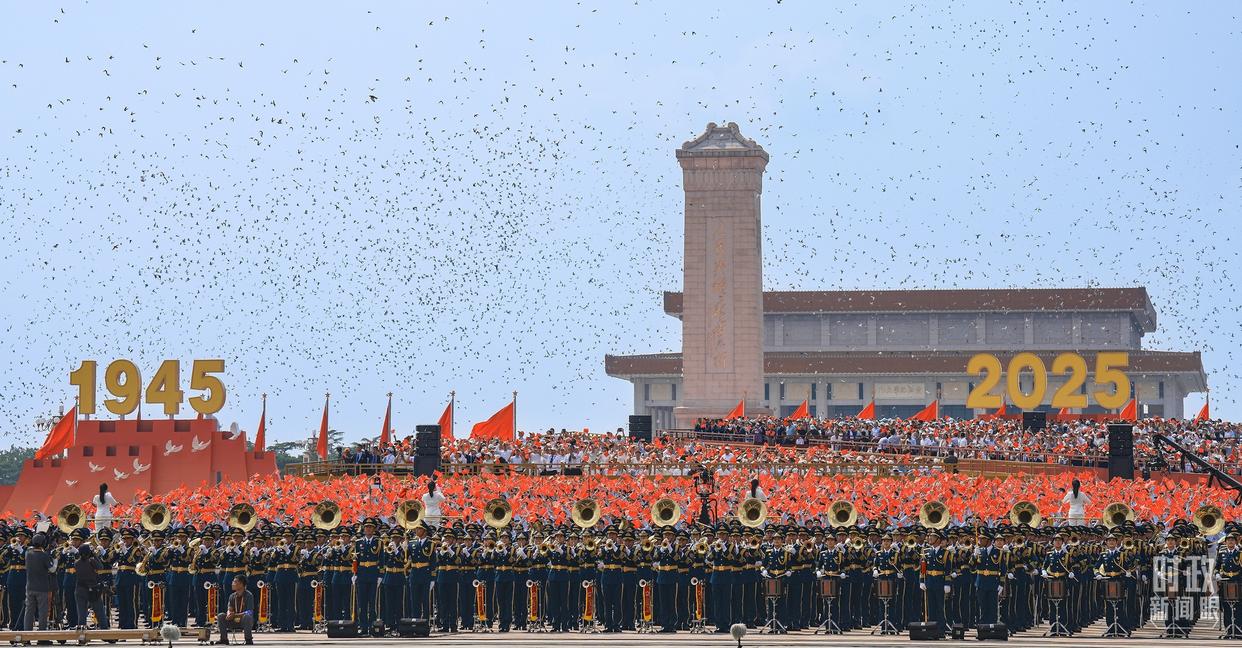 时政新闻眼丨在今年国庆招待会上，习近平重点谈到这两件大事