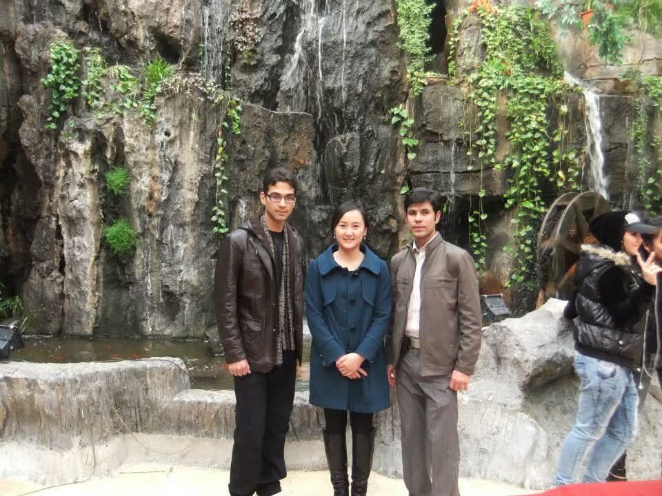 中巴三代师生情