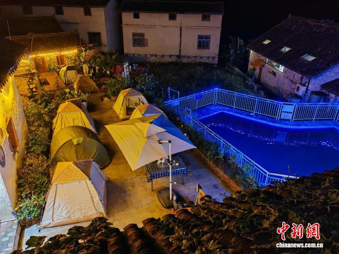 世界第一高桥成热门打卡地 桥旅融合激活山村活力