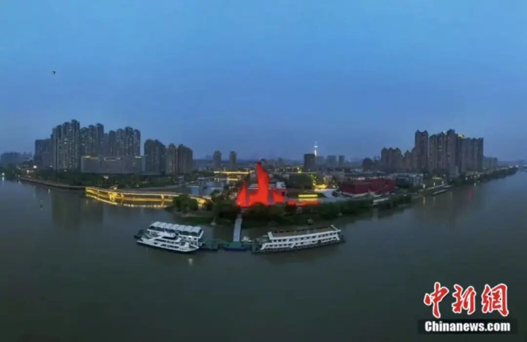 青春华章丨人这一辈子，一定要赴一场江苏的江河湖海之约！