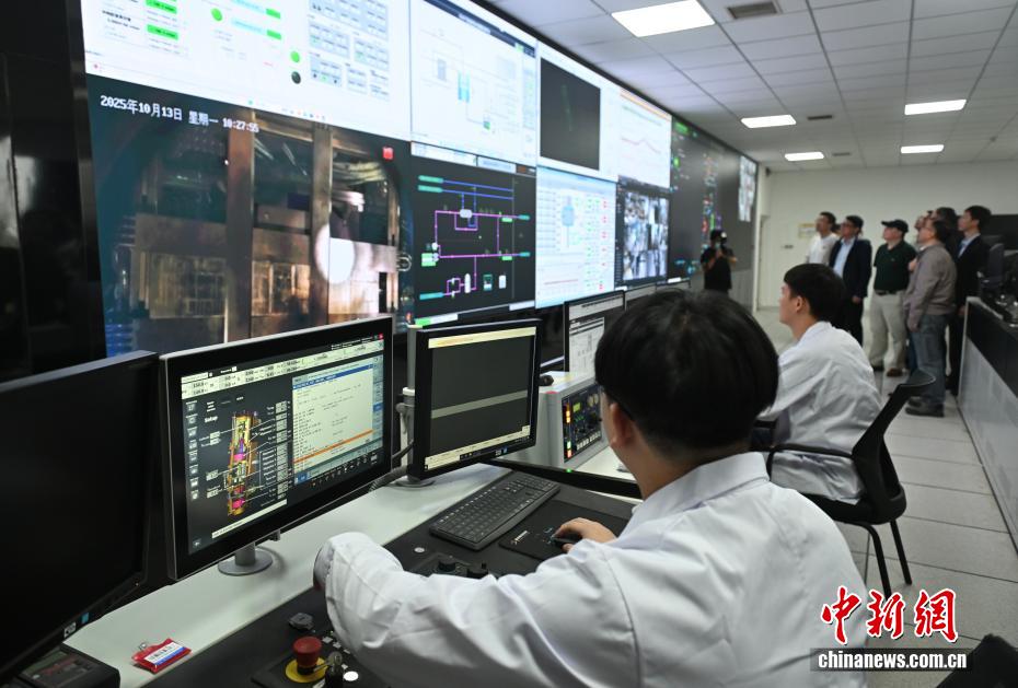 为“人造太阳”铸盾牌 中国“夸父”加速实现逐日梦