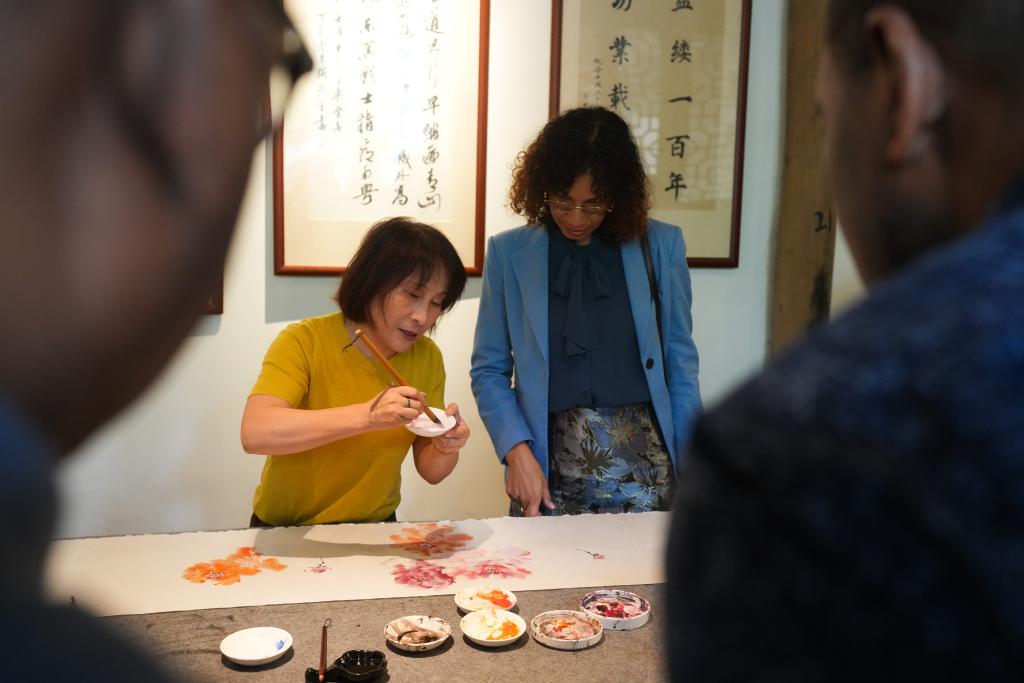 驻华使节浙江行：绿水青山间看发展新篇