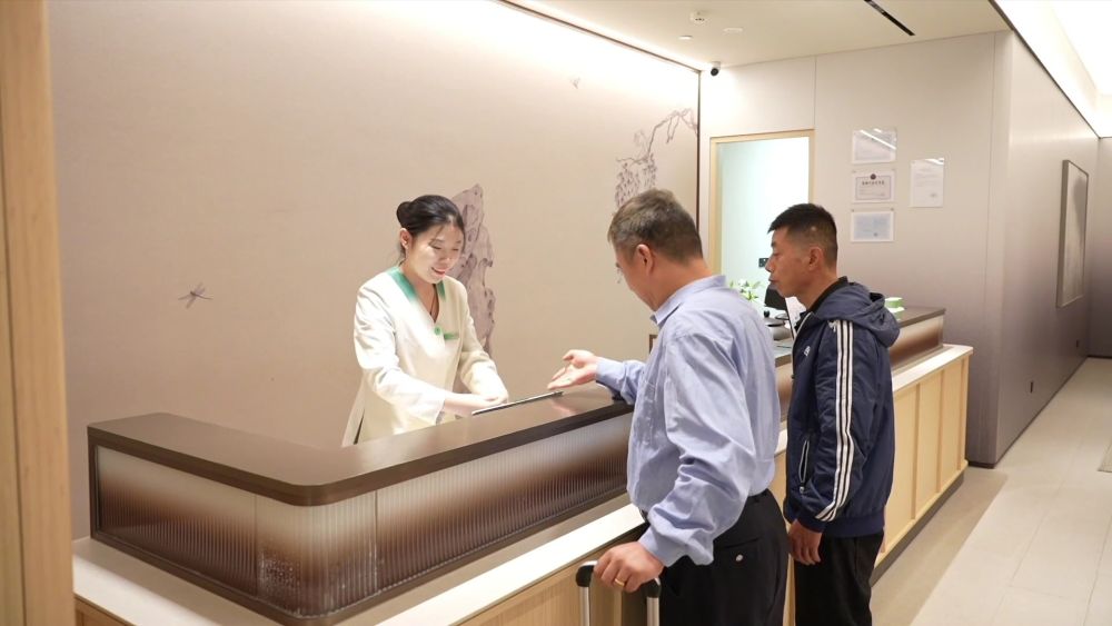 新华视点｜新经济、新消费双轮驱动：多领域迸发新活力