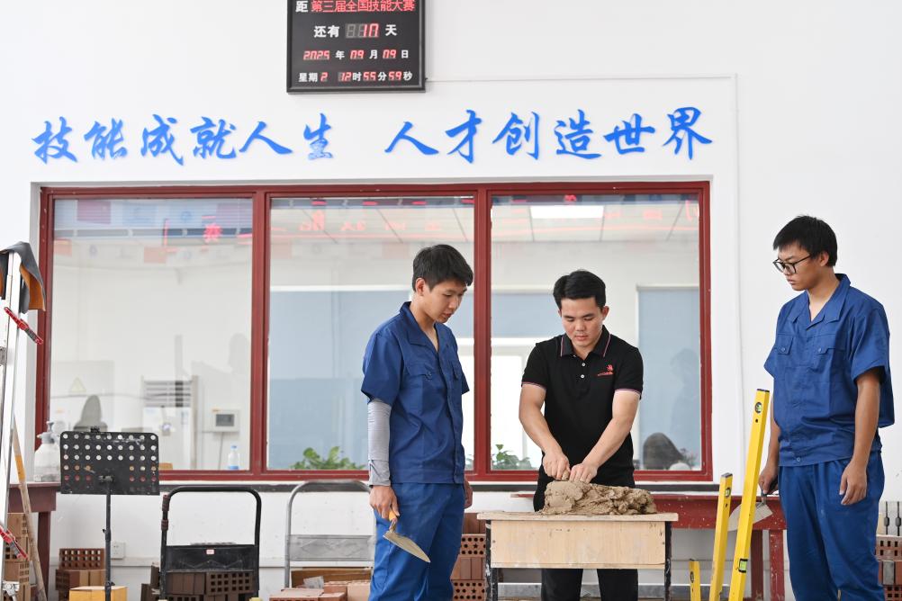 “十四五”亮点丨输送5500万人才！中国建成规模最大且高质量教育体系