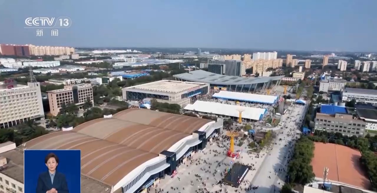 智慧农业装备集中亮相 “黑科技”为丰收保驾护航