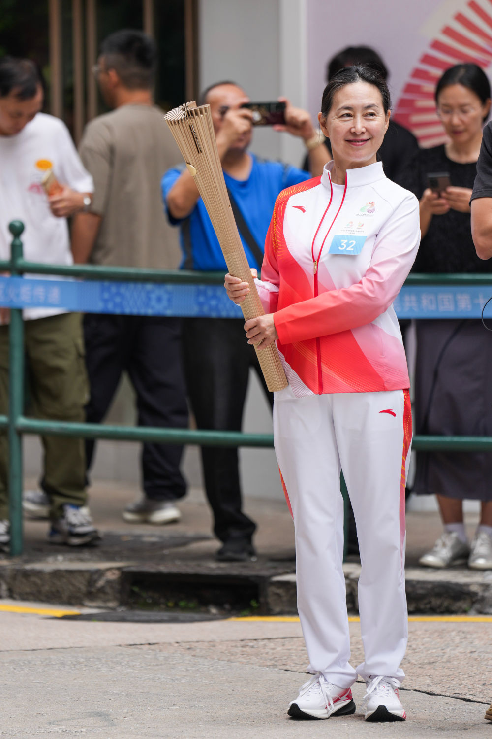 三地联动四城同传！第十五届全运会火炬传递活动举行