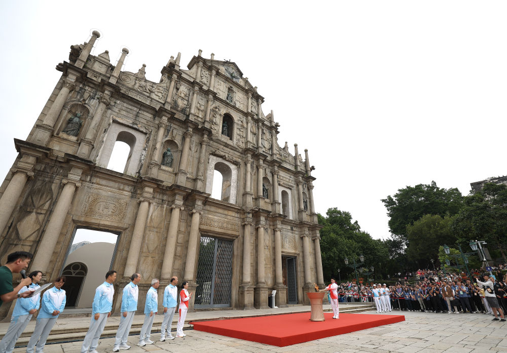 三地联动四城同传！第十五届全运会火炬传递活动举行