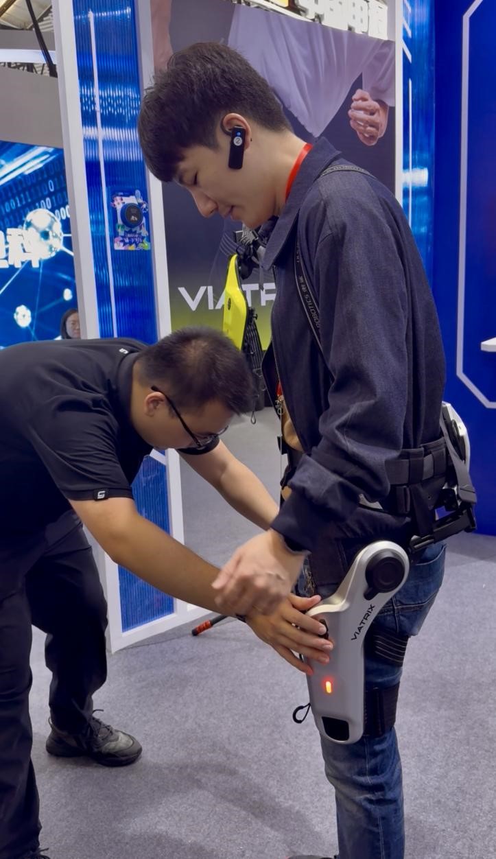 “神奇装备”上新啦!智能机器人让未来生活不再遥远 “神奇装备”上新啦!智能机器人让未来生活不再遥远