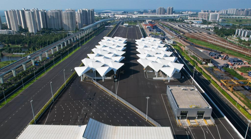 新闻多一点丨封关在即，海南自贸港建设稳步推进
