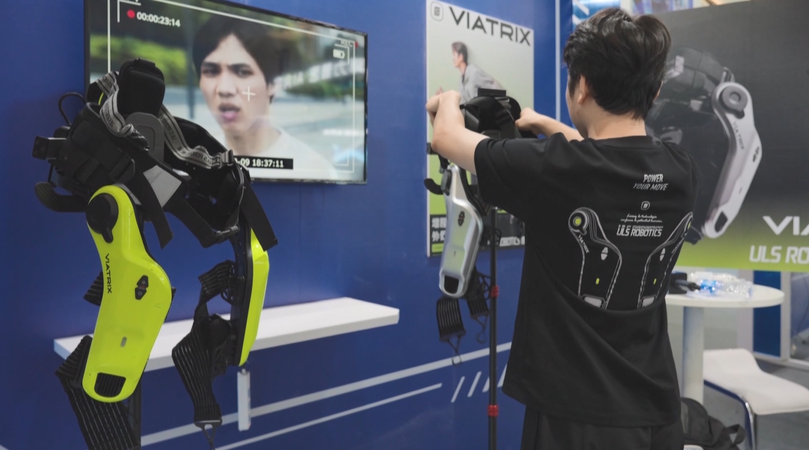 中国蓝观察丨今年的乌镇峰会，各路机器人“大展拳脚”