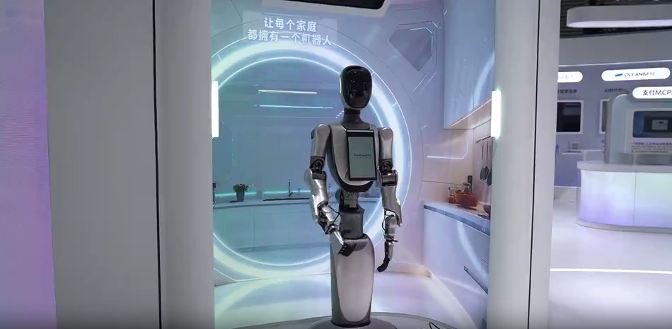 中国蓝观察丨今年的乌镇峰会,各路机器人“大展拳脚” 中国蓝观察丨今年的乌镇峰会,各路机器人“大展拳脚”