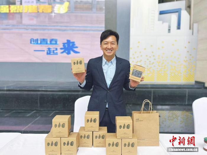 台青云南创业记:咖啡、鲜花、旅居中的两岸发展协奏曲