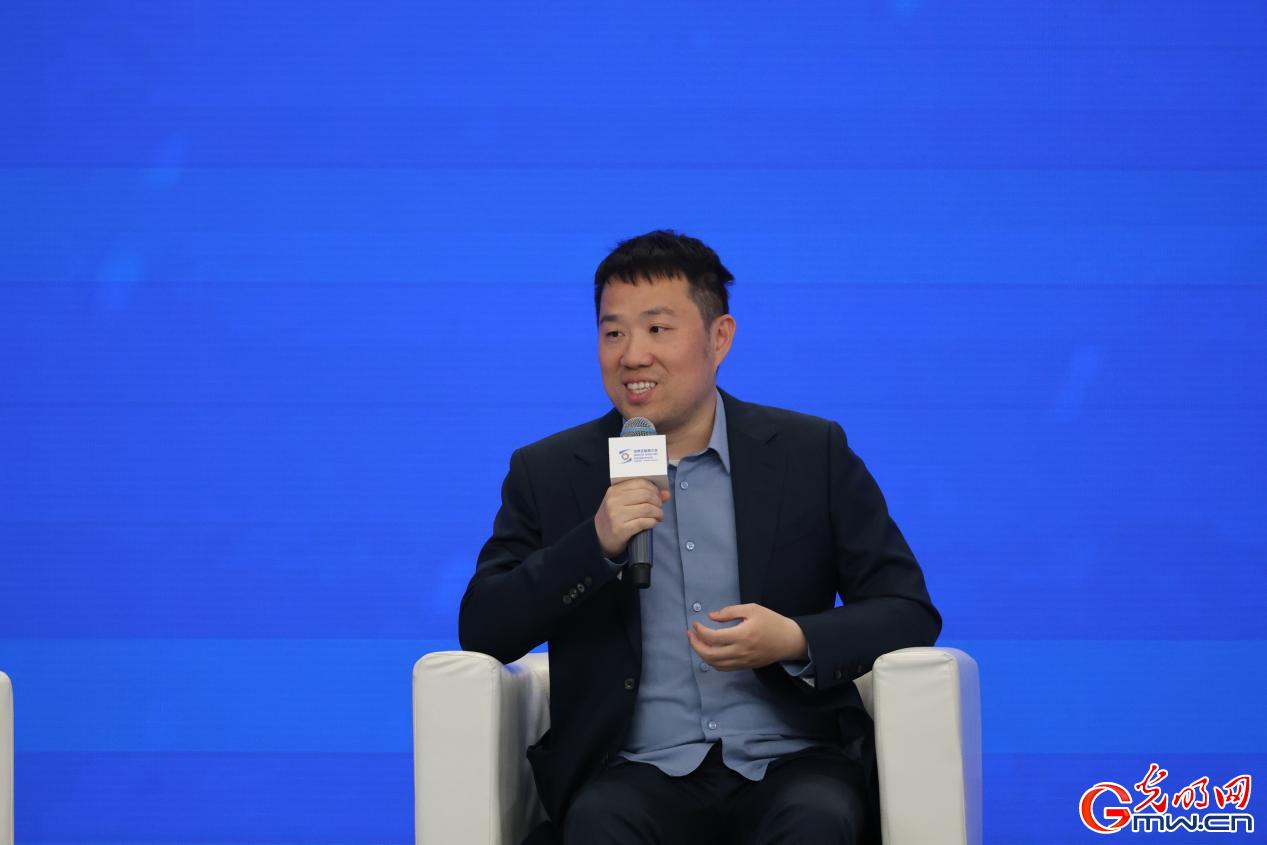 黄晓煌:以空间认知模型助力机器更好服务人类 黄晓煌:以空间认知模型助力机器更好服务人类