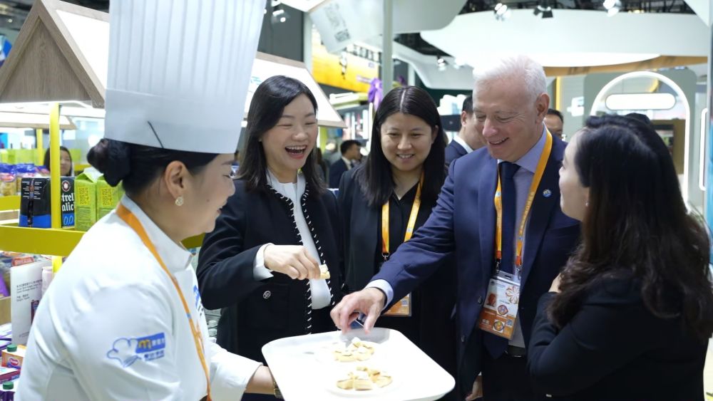 新华视点|第八届进博会:共享大市场,共创新机遇 新华视点|第八届进博会:共享大市场,共创新机遇