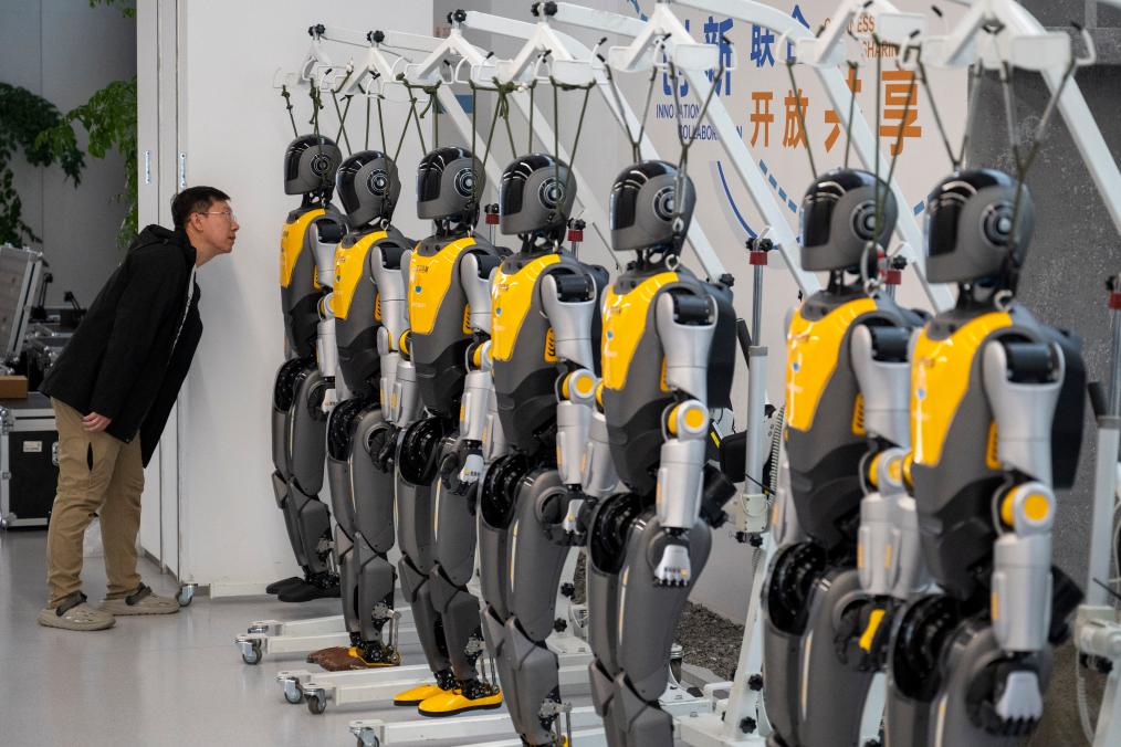 财经聚焦丨近15万亿元新增贷款投向哪里?——透视我国前10个月金融数据