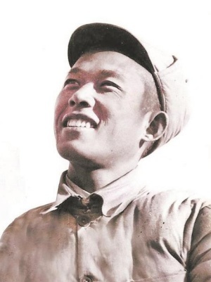 理响中国·烽火丹心丨一寸底片 一寸山河