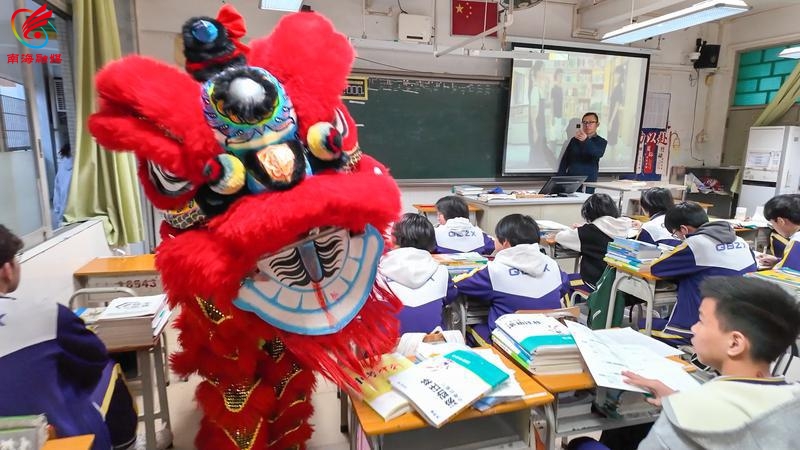 追光丨在这里,狮子天天“醒”,舞狮天天见!_第十五届全国运动会_新华网