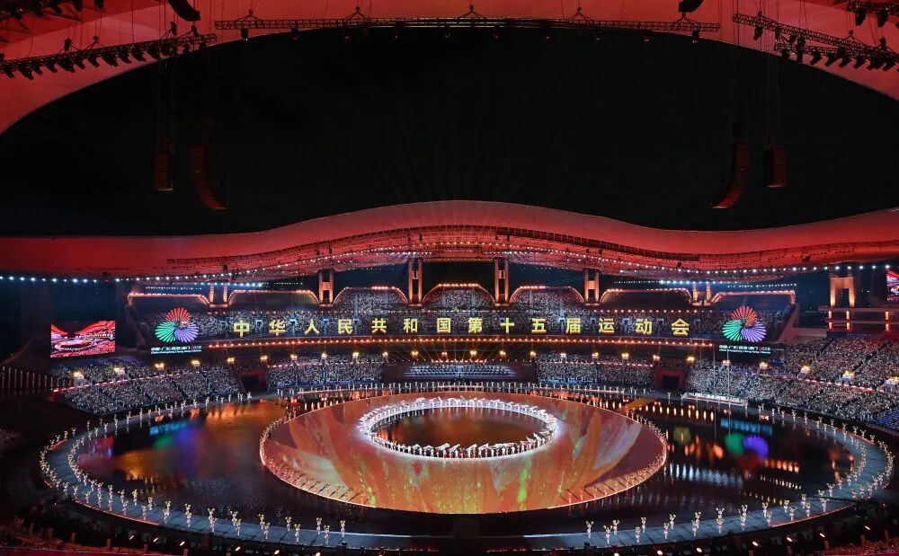 从赛场争锋到街巷同欢:一场赛事,三地同心 从赛场争锋到街巷同欢:一场赛事,三地同心