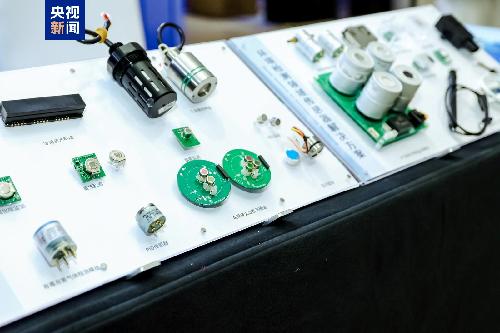 由“精”到“尖” 多项国产高端科学仪器“硬核成果”亮相