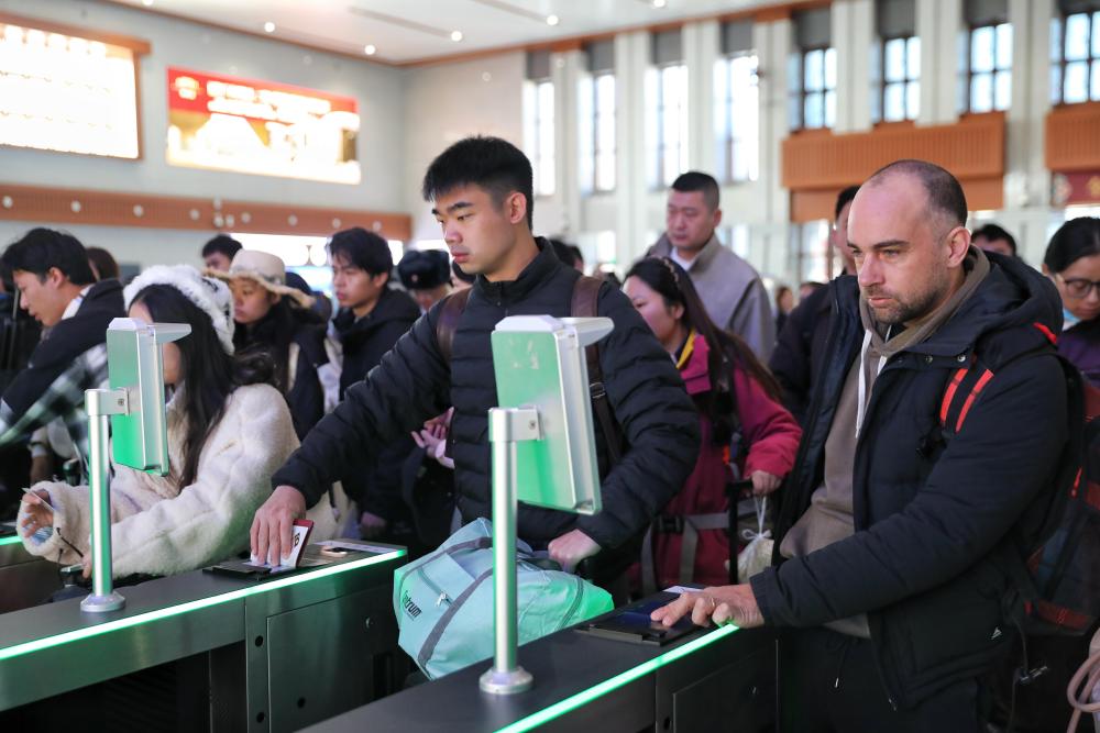 十五五规划@你|一条“云岭天路”串起的幸福密码 十五五规划@你|一条“云岭天路”串起的幸福密码