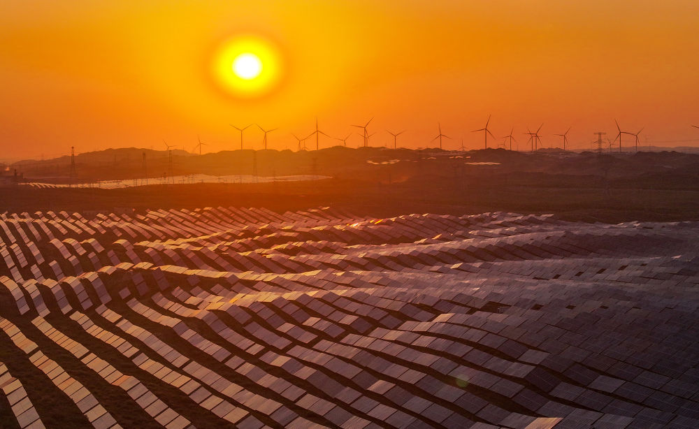 四中全会精神解读·市场最前沿|一度电的担当!新型电力系统让绿能“超长续航” 四中全会精神解读·市场最前沿|一度电的担当!新型电力系统让绿能“超长续航”