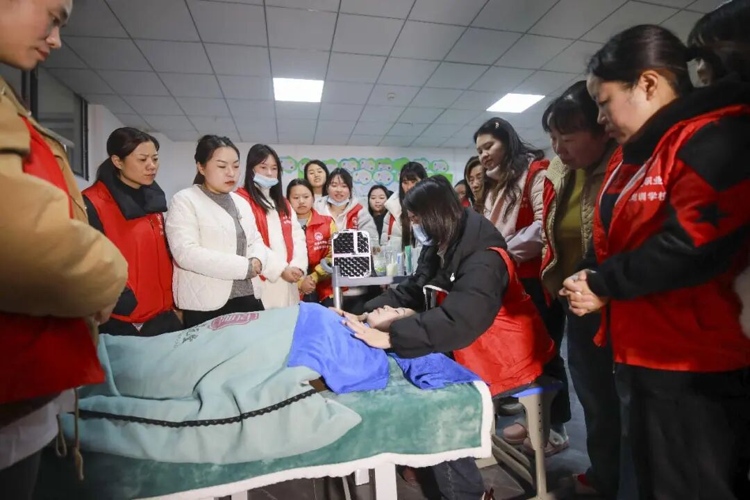 “就业友好型发展方式”，能给我们带来什么