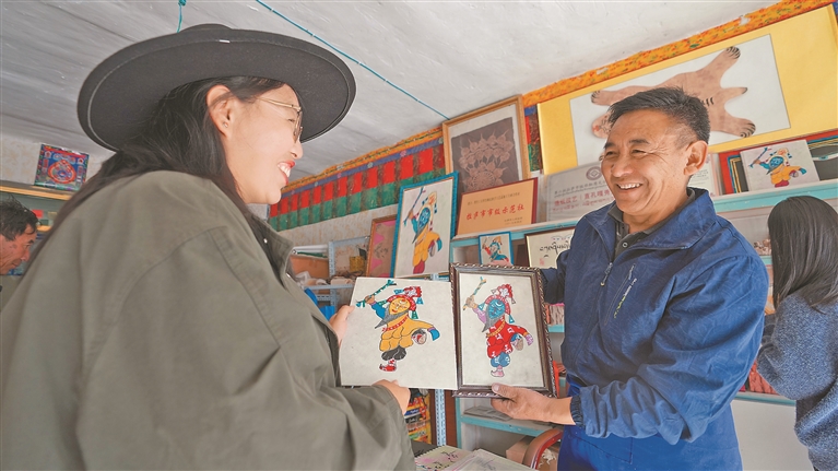 千年技艺焕新生 传承赋能惠民生——记唐加乡直贡嘎秀藏纸 千年技艺焕新生 传承赋能惠民生——记唐加乡直贡嘎秀藏纸