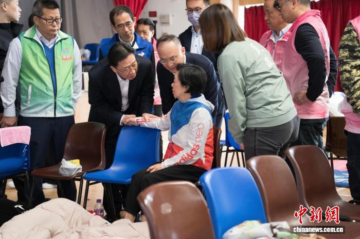 香江观澜：八方聚力援香江 同心守望渡难关