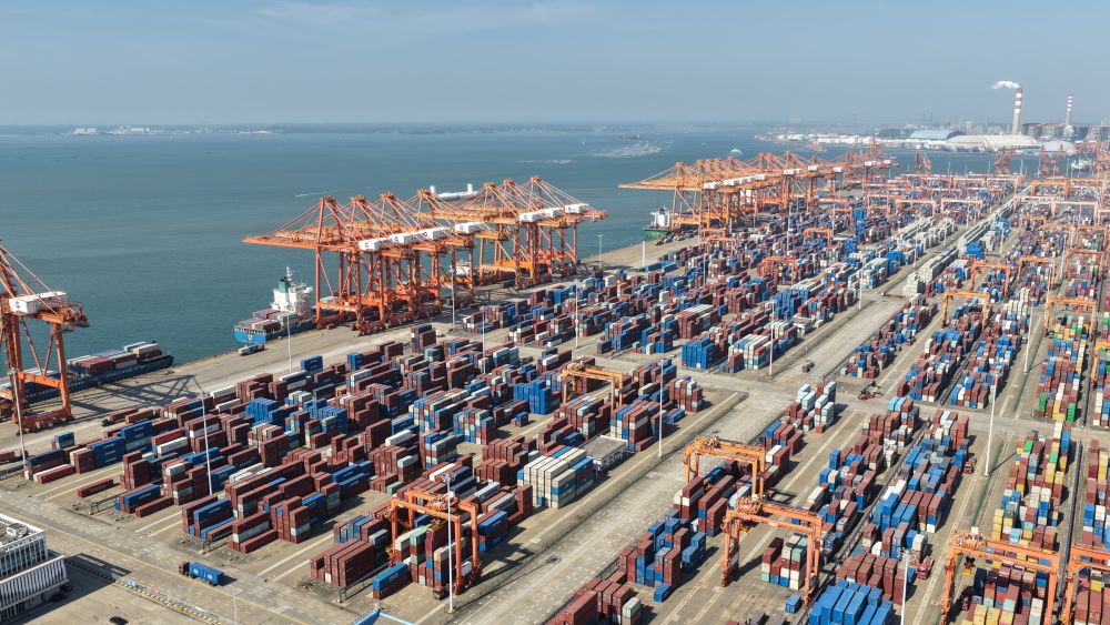 西部陆海新通道班列累计发送货物超500万标箱