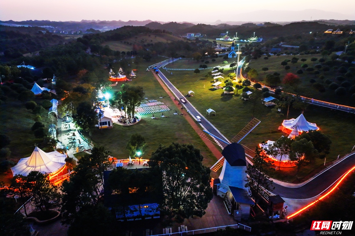 “链”上湖南 “湘”创未来丨湘赣边界崛起“三日游”目的地,花湖谷这样把山水变“流量” 66.jpg