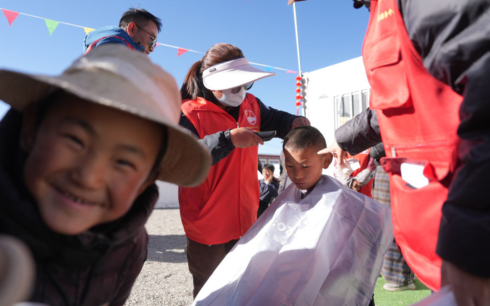 镜观·回响|弘扬奉献、友爱、互助、进步的志愿精神 镜观·回响|弘扬奉献、友爱、互助、进步的志愿精神