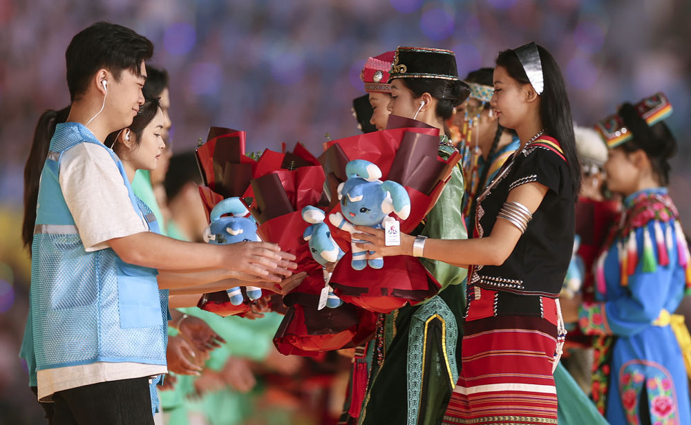 镜观·回响|弘扬奉献、友爱、互助、进步的志愿精神 镜观·回响|弘扬奉献、友爱、互助、进步的志愿精神