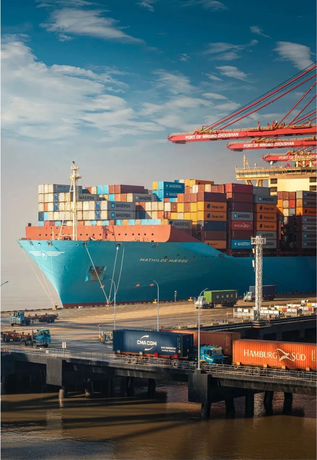 港口年集装箱吞吐量突破4000万箱，是什么概念？