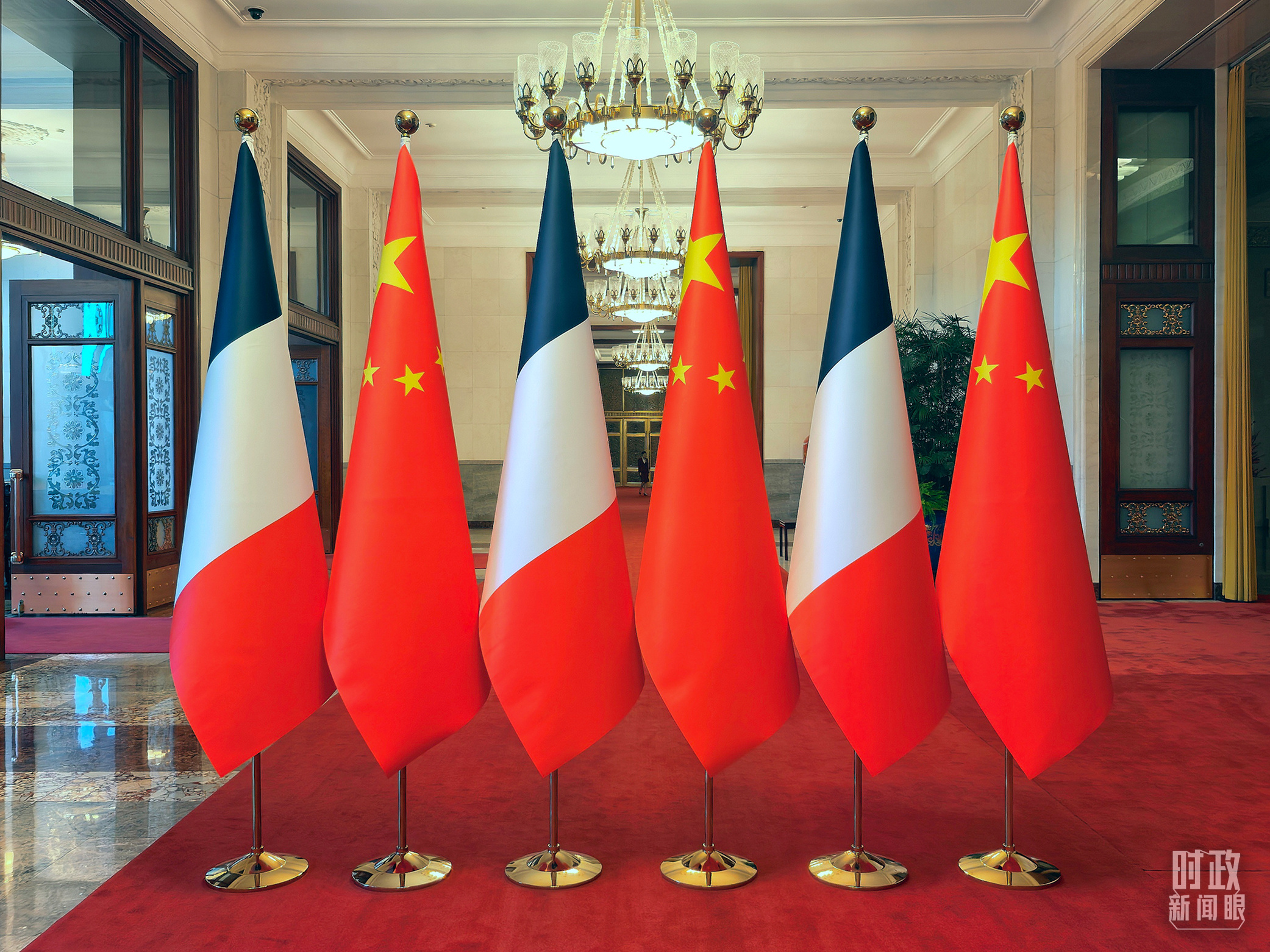 时政新闻眼丨从中法元首会晤的四个“特殊”,读懂大国相处之道