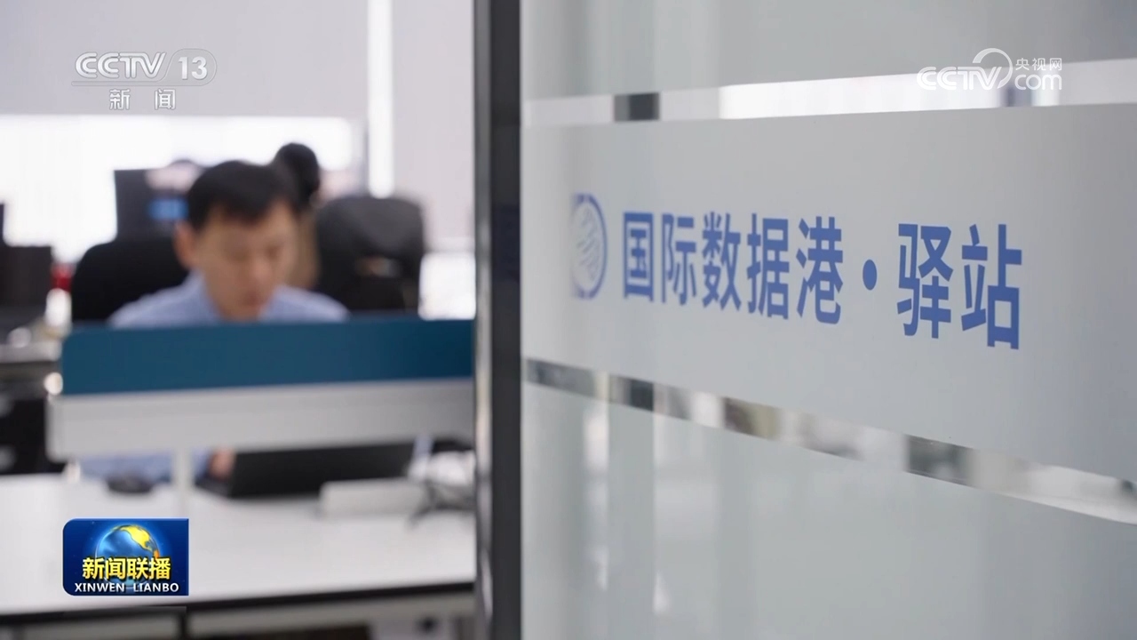 前十个月我国服务贸易稳步增长