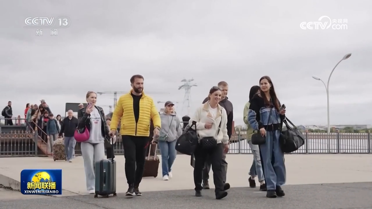 前十个月我国服务贸易稳步增长